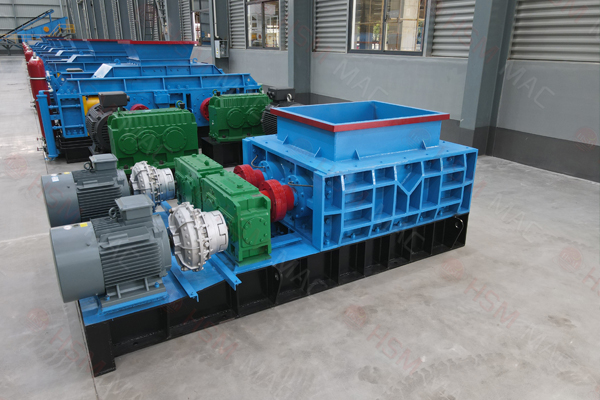 強力雙齒輥破碎機,強力齒輥分級式破碎機價格,強力分級破碎機廠家